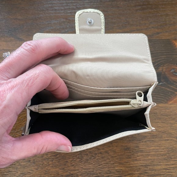 NWT Rolfs Small Gold Wallet - Picture 3 of 8